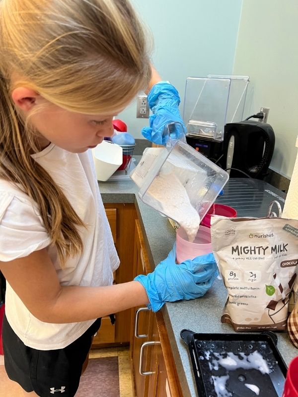 Making a smoothie at DSU